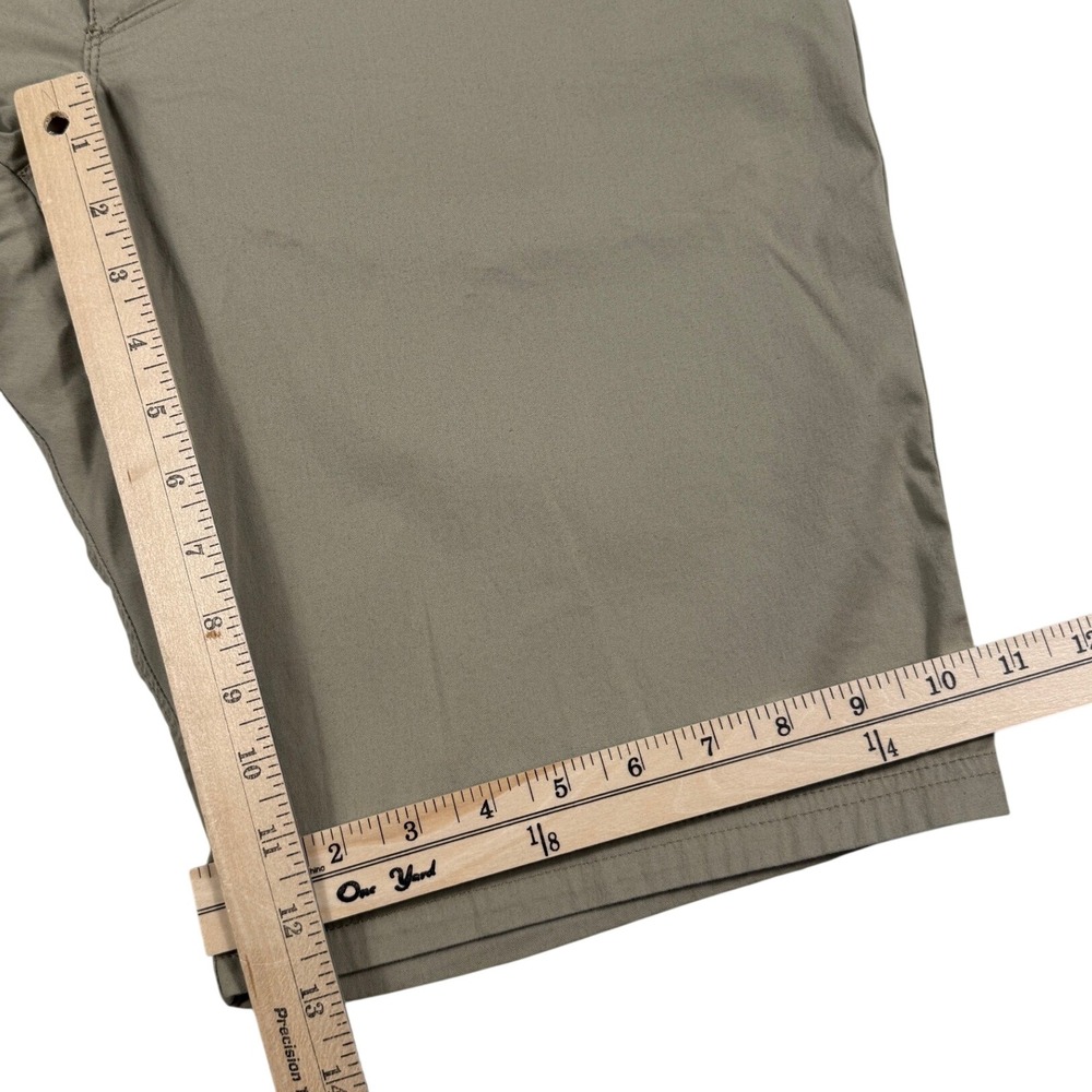 Kuhl Resistor Lite Chino Shorts Khaki Hiking Outdoor Pockets Mens 35 - Picture 4 of 5